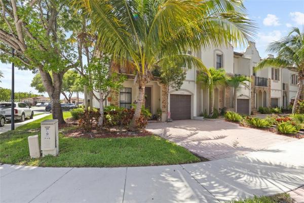 Silver Palms East, 23720 SW 114th Pl, Princeton, Florida 33032, image 2