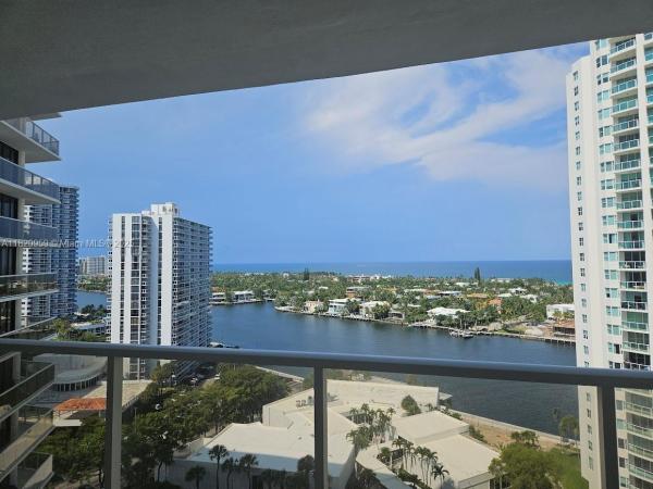 Hamptons West, 20281 E Country Club Dr #1412, Aventura, Florida 33180, image 1
