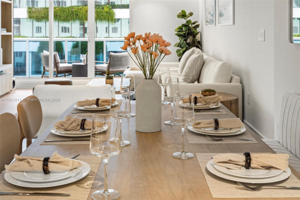 Roney Palace, 2301 Collins Ave #630, Miami Beach, Florida 33139, image 2