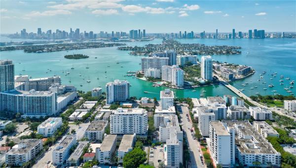 Bayview Plaza, 1621 Bay Rd #1002, Miami Beach, Florida 33139, image 1