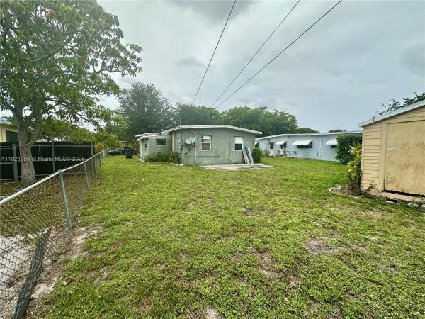 Rivera Manor, 440 NW 134th St, North Miami, Florida 33168, image 3