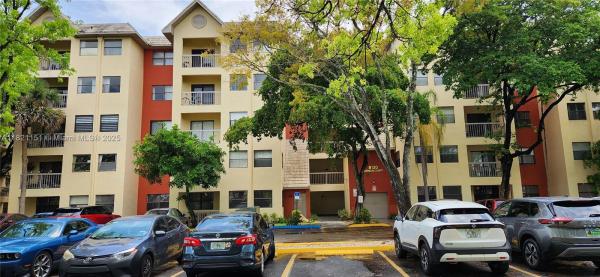Las Vistas At Doral, 8120 Geneva Ct #449, Doral, Florida 33166, image 1