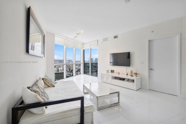 Trump Royale, 18201 Collins Ave #2008, Sunny Isles Beach, Florida 33160, image 1