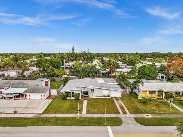 South Miami Heights Manor, 17320 SW 117th Ave, South Miami Heights, Florida 33177, image 2