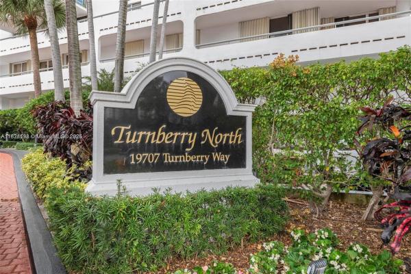 Turnberry Isle North, 19707 Turnberry Way #9K, Aventura, Florida 33180, image 1