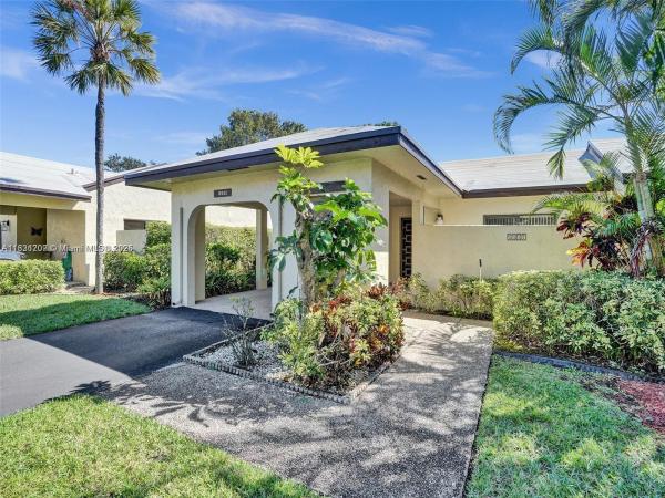 Fairways Of Boca Lago, 8511 Casa Del Lago #A, Boca Raton, Florida 33433, image 1
