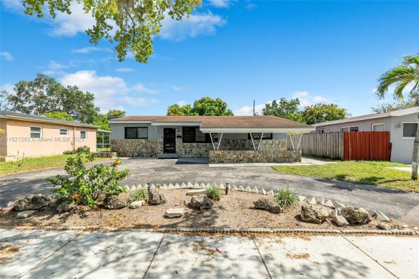 Miramar Tropical, 7631 Miramar Pkwy, Miramar, Florida 33023, image 1