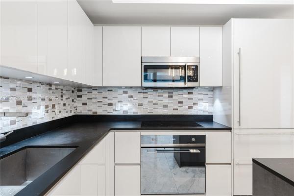 1010 Brickell, 1010 Brickell Ave #1409, Miami, Florida 33131, image 2