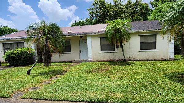 14420 Graves Dr, Miami, Florida 33176, image 1