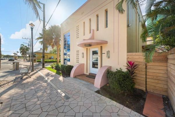 Lake Worth Town, 101 Lucerne Ave, Lake Worth Beach, Florida 33460, image 1
