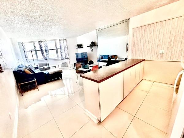 Taromina, 1936 S Ocean Dr #7C, Hallandale Beach, Florida 33009, image 1