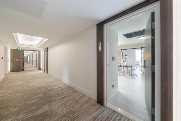Roney Palace, 2301 Collins Ave #1130, Miami Beach, Florida 33139, image 1