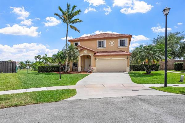Monterey Lakes, 21343 SW 88th Ct, Cutler Bay, Florida 33189, image 2