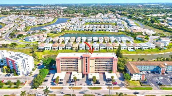 Montecristi Country Club, 1101 Crystal Lake Dr #702, Deerfield Beach, Florida 33064, image 1