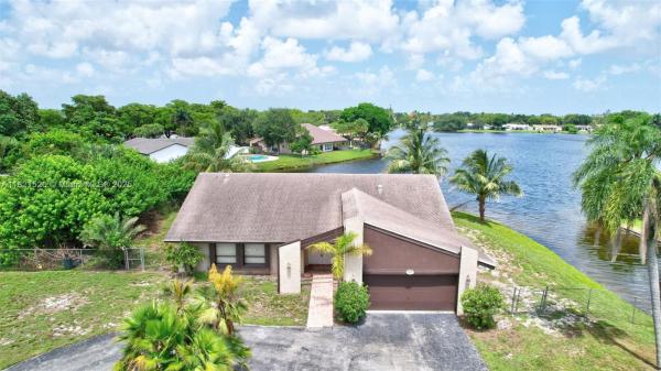 Royal Palm South, 1600 SW 72nd Ave, Plantation, Florida 33317, image 1