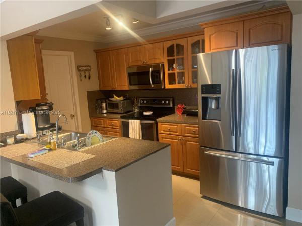 460 W Park Dr #104, Miami, Florida 33172, image 1