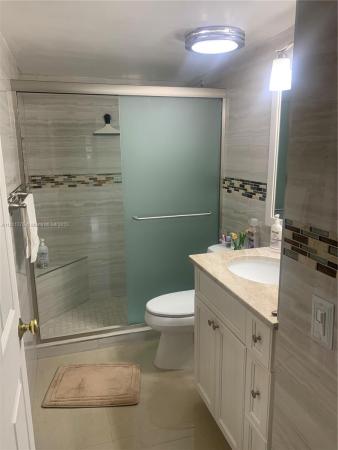 West Lake Village, 460 W Park Dr #104, Fountainebleau, Florida 33172, image 3