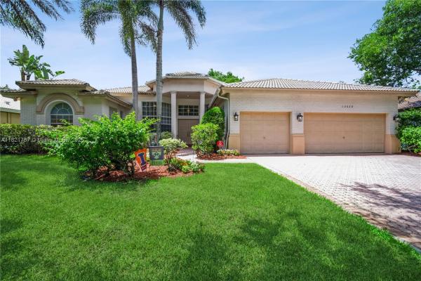 Country Glen, 12620 Countryside Ter, Cooper City, Florida 33330, image 1