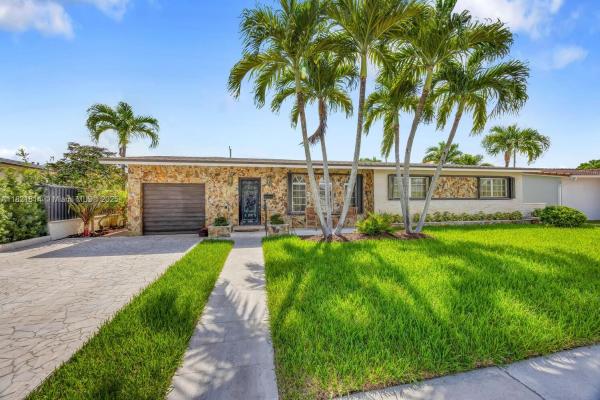 5025 SW 90th Ct, Miami, Florida 33165, image 1
