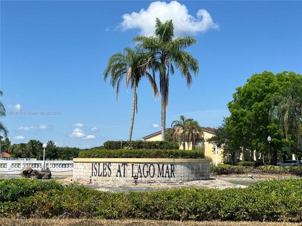 Isles At Lago Mar, 12730 Vista Isles Dr #813, Sunrise, Florida 33325, image 1