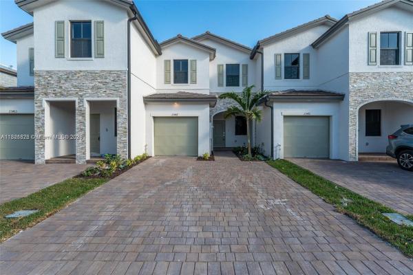 23467 SW 129th Ave, Unincorporated Dade County, Florida 33032, image 1