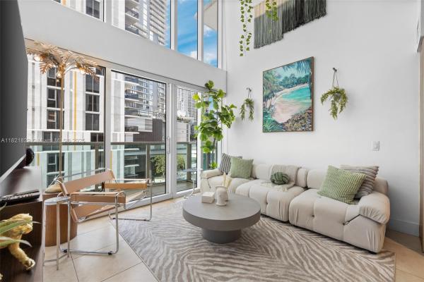 Brickell On The River South Tower, 41 SE 5th St #510, Miami, Florida 33131, image 1