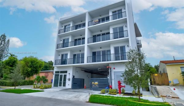 Victory Homesites, 2010 SW 25th Ter #204, Miami, Florida 33133, image 1