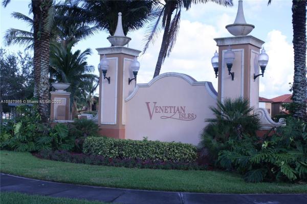 15270 SW 30th Ter, Miami, Florida 33185, image 3