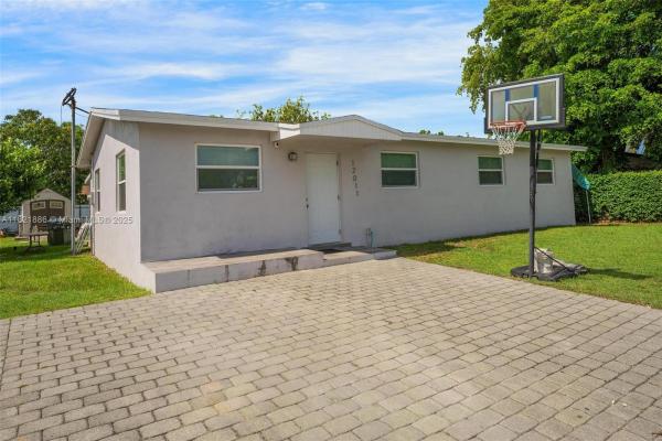 12011 SW 179th Ter, Miami, Florida 33177, image 1
