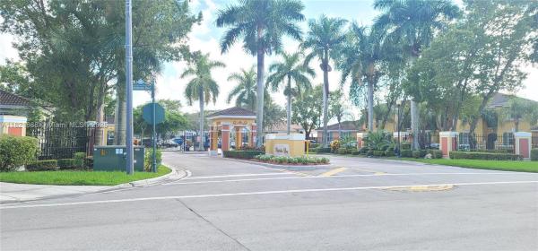 975 NE 42nd Pl, Homestead, Florida 33033, image 1