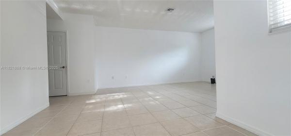 Marbella Bay, 975 NE 42nd Pl, Homestead, Florida 33033, image 2