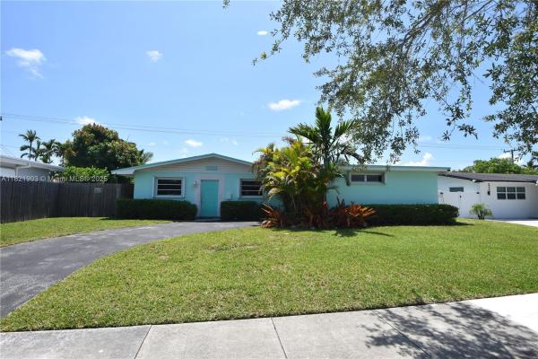 Cutler Ridge Pines, 19825 SW 89th Ave, Cutler Bay, Florida 33157, image 3
