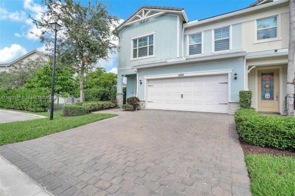 Parkview At Hillcrest, 1494 Silk Oak Dr, Hollywood, Florida 33021, image 1
