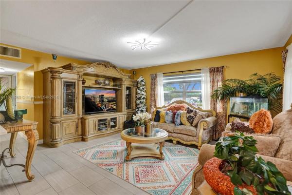 3081 NW 47th Ter #101, Lauderdale Lakes, Florida 33313, image 1
