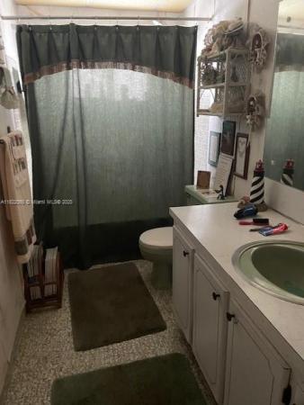 Royale Green, Kendale Lakes, Florida 33175, image 2