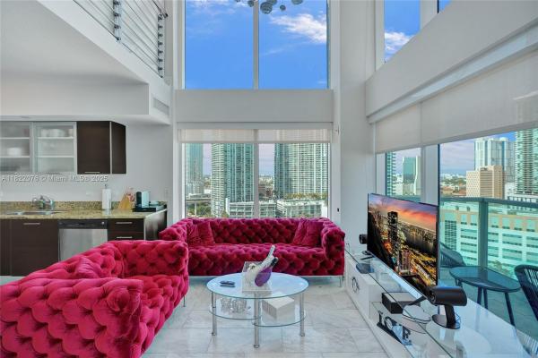 Brickell On The River South Tower, 41 SE 5th St #1317, Miami, Florida 33131, image 1