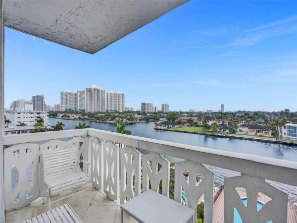 Ashleigh House, 3113 S Ocean Dr #710, Hallandale Beach, Florida 33009, image 1