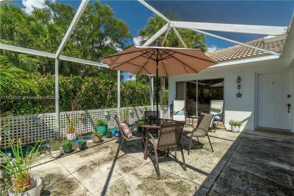 Sun Terrace At The Oaks, 103 Silverleaf Oak Ct, Palm Beach Gardens, Florida 33410, image 2