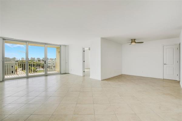 St Regis, 9500 W Bay Harbor Dr #7H, Bay Harbor Islands, Florida 33154, image 2
