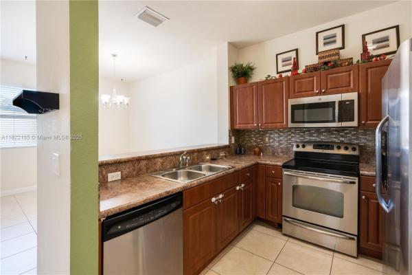 2935 SE 1 Dr #21, Homestead, Florida 33033, image 1