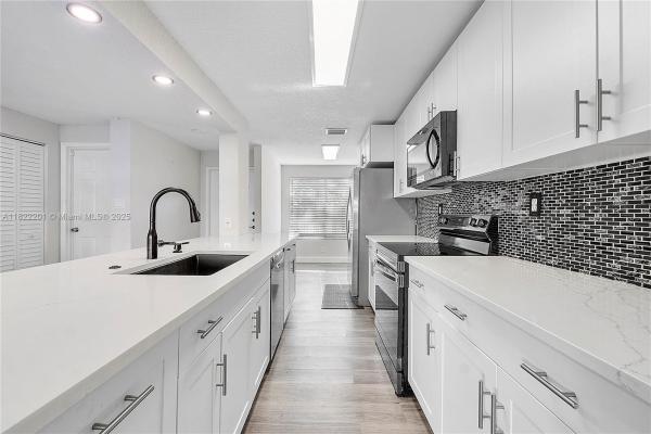 Townhouses At Jacaranda, 8239 NW 8th St #3, Plantation, Florida 33324, image 1