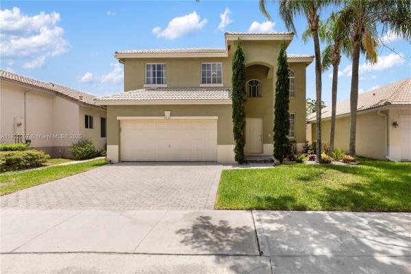 Sandpiper Landing, 6533 Sandpiper Dr, Coconut Creek, Florida 33073, image 1