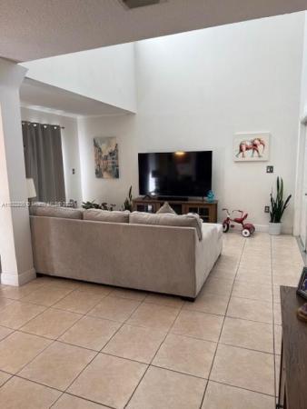 Med Gardens, Richmond West, Florida 33177, image 3