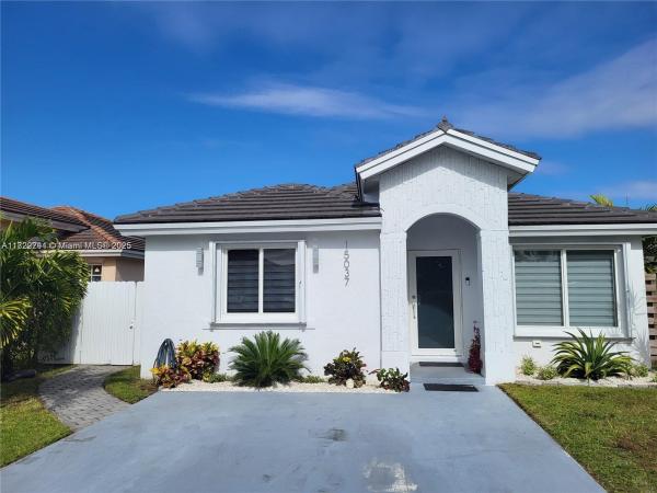 15037 SW 138th Ter, Unincorporated Dade County, Florida 33196, image 1