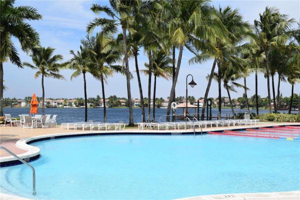 Martinique At Doral Isles, 11344 NW 73rd Ter, Doral, Florida 33178, image 1