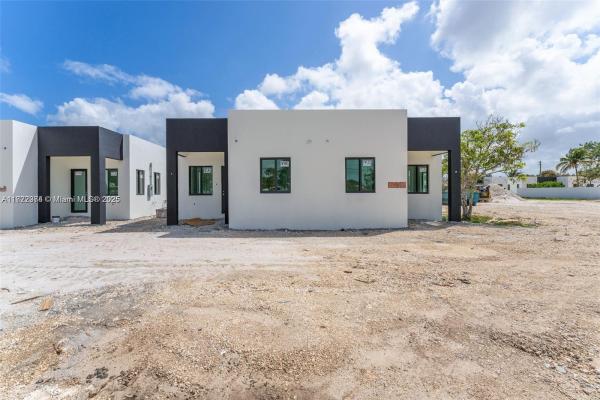12330 SW 219 St, Unincorporated Dade County, Florida 33170, image 1