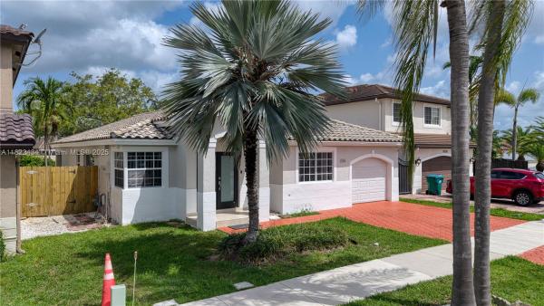 Highlands At Kendall, 9408 SW 156th Pl, The Hammocks, Florida 33196, image 2