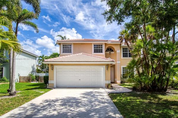 Emerald Isle At Lake Charleston, 7426 Prescott Ln, Lake Worth Beach, Florida 33467, image 1