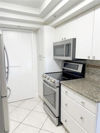 150 Ocean Lane Dr #4H, Key Biscayne, Florida 33149, image 1