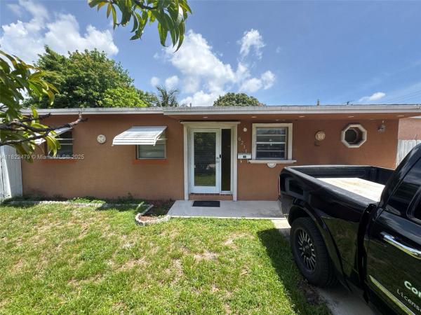 Kimberly Village, 6211 SW 9th Pl, North Lauderdale, Florida 33068, image 1